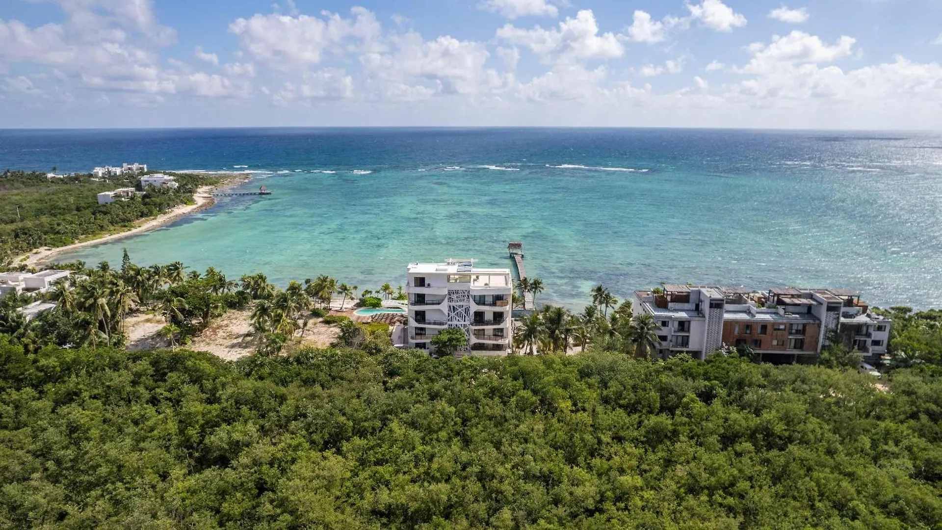 Luxury Oceanfront Residence - Tulum Mexico elérhetőségei